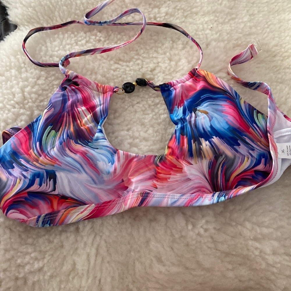 Haute Swimsuit Top brand new with tag size XL